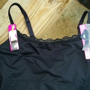 NWT FLEXEES Tummy Toning Lace Trimmed Camisole